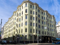 neighbour house: . , house 44. Жилой комплекс "Полянка/44"