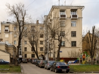 Yakimanka, Donskaya st, house 16. Apartment house
