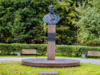 Timiryazevsky district, 纪念碑 Е.В. Вучетичу , 纪念碑 Е.В. Вучетичу