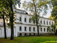 Izmailovo district, st Baumana gorodok, house 2 с.1. sample of architecture