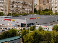 Марьино район, Новочеркасский бульвар, дом 41 к.4. супермаркет "BILLA"