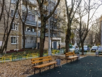 Nagorny district, Yaltinskaya st, house 8. Apartment house
