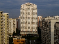 Академический район, улица Новочерёмушкинская, дом 18. многоквартирный дом