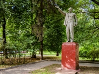 Academic district, avenue 60-letiya oktyabrya. monument