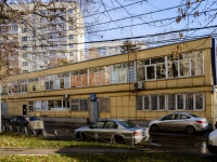 Academic district, st Shvernik, house 13 к.2. entertainment complex