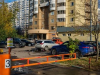 Фили-Давыдково, улица Герасима Курина, дом 20. многоквартирный дом