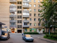 Fili-Davidkovo district,  , house 66. Apartment house