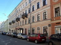 Admiralteisky district, Dekabristov st, house 6. Apartment house