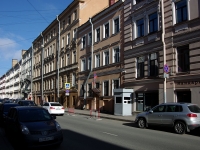 Admiralteisky district, Dekabristov st, 房屋 22-24. 公寓楼