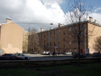 Admiralteisky district, Dekabristov st, 房屋 43-45. 公寓楼