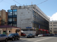 Admiralteisky district, Dekabristov st, 房屋 44. 购物中心