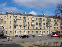Admiralteisky district, st Sadovaya, house 109. Apartment house