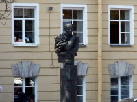 Admiralteisky district, monument Бюст А. Бетанкура , monument Бюст А. Бетанкура