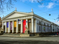 Admiralteisky district, ​Центральный выставочный зал "Манеж",  , 房屋 1