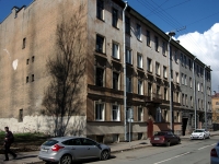 Admiralteisky district,  , 房屋 15. 公寓楼