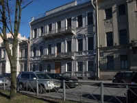 Admiralteisky district,  , 房屋 62. 多功能建筑