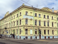 Admiralteisky district,  , 房屋 56. 公寓楼