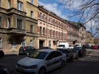 Admiralteisky district,  , 房屋 17. 公寓楼