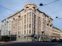 Admiralteisky district,  , 房屋 27. 公寓楼