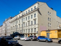 Admiralteisky district,  , 房屋 15-17. 公寓楼