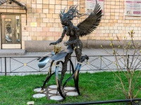 Адмиралтейский район, улица Бронницкая. скульптура "Зубная Фея"