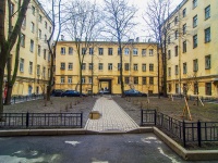 Vasilieostrovsky district,  , 房屋 36. 公寓楼
