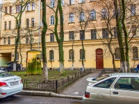 Vasilieostrovsky district,  , house 27. Apartment house