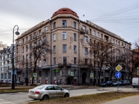Vasilieostrovsky district,  , house 38. Apartment house