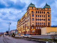 Vasilieostrovsky district, 旅馆 "River palace",  , 房屋 30