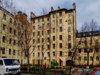 Vasilieostrovsky district,  , 房屋 24. 公寓楼