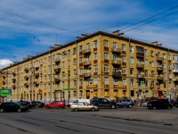 Vasilieostrovsky district,  , house 77. Apartment house
