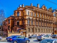 Vasilieostrovsky district,  , house 61. Apartment house