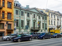 Vasilieostrovsky district,  , house 21. Apartment house