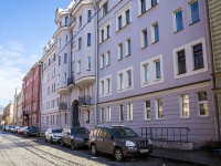 Vasilieostrovsky district,  , house 3. Apartment house