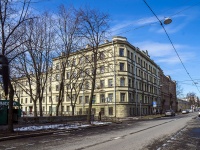 Vasilieostrovsky district, alley Volzhskiy, house 3. Apartment house