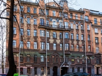 Vasilieostrovsky district, st 11-ya liniya v.o., house 58. Apartment house