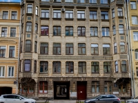 Vasilieostrovsky district, 14-ya liniya v.o. st, house 21. Apartment house