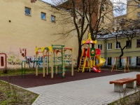 Vasilieostrovsky district, 14-ya liniya v.o. st, 房屋 25-27. 公寓楼