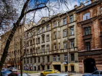 Vasilieostrovsky district, st 14-ya liniya v.o., house 35. Apartment house