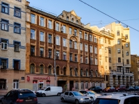 Vasilieostrovsky district, st 14-ya liniya v.o., house 93. Apartment house