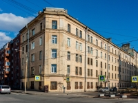 Vasilieostrovsky district, 14-ya liniya v.o. st, 房屋 97 ЛИТ А. 公寓楼