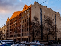 Vasilieostrovsky district, st 12-ya liniya v.o., house 53. Apartment house