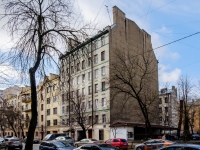 Vasilieostrovsky district, st 15-ya liniya v.o., house 22. Apartment house