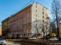 Vasilieostrovsky district, 15-ya liniya v.o. st, 房屋 88. 公寓楼