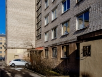 Vasilieostrovsky district, 19-ya liniya v.o. st, 房屋 22 к.2. 公寓楼