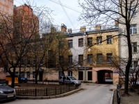 Vasilieostrovsky district, 20-ya liniya v.o. st, house 15. Apartment house