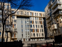 Vasilieostrovsky district, 17-ya liniya v.o. st, house 14А. Apartment house
