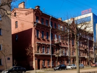 Vasilieostrovsky district, st 17-ya liniya v.o., house 20. Apartment house