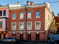 Vasilieostrovsky district, 17-ya liniya v.o. st, 房屋 62. 多功能建筑
