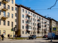 Vasilieostrovsky district, Shevchenko st, house 11. Apartment house